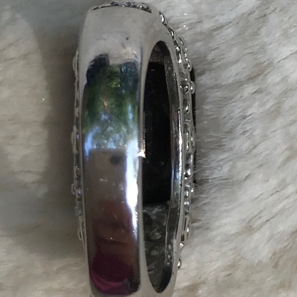 Lia Sophia silver toned ring with brown stone - Picture 5 of 7